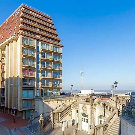 Seaside 3*
